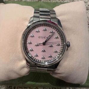 Gucci woman's watch